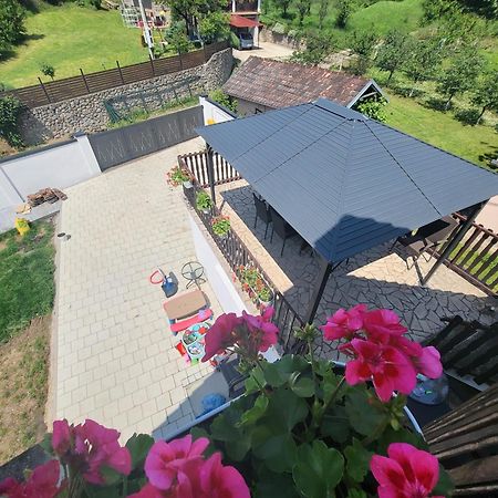 Vila Jovana Vrdnik Eksteriør bilde